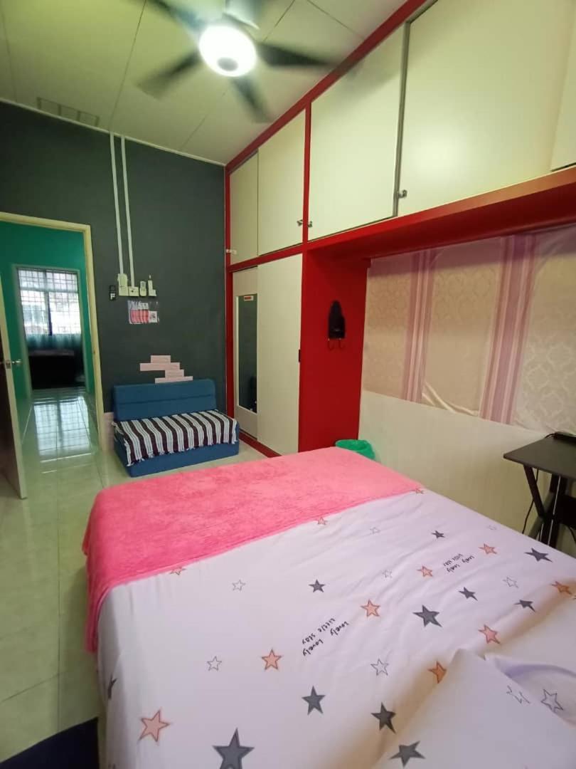 The Handz House II With Wifi - For Family Or Same Gender Only كيبالا باتاس المظهر الخارجي الصورة